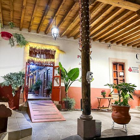 Posada El Palomar パツクアロ エクステリア 写真