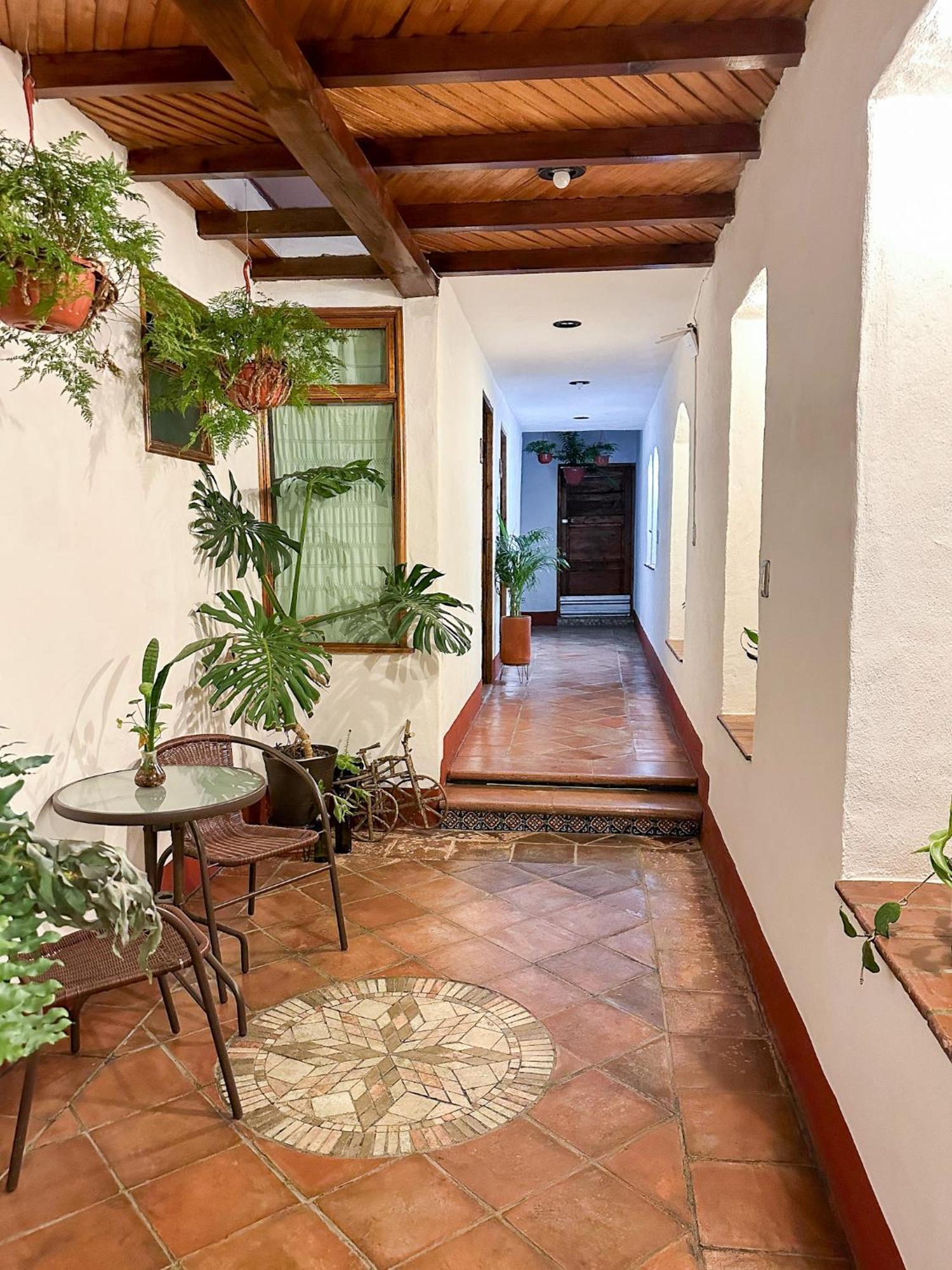 Posada El Palomar パツクアロ エクステリア 写真