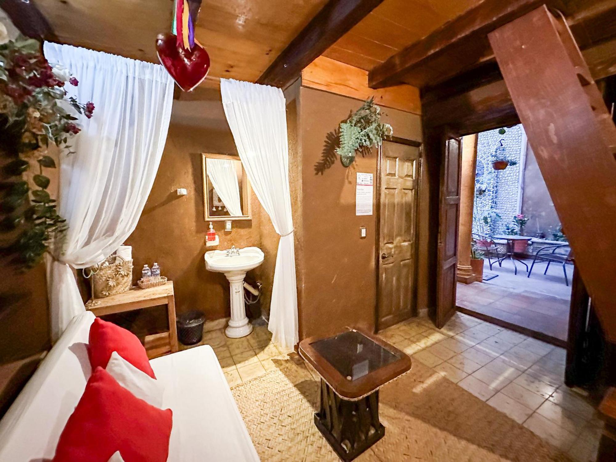 Posada El Palomar パツクアロ エクステリア 写真
