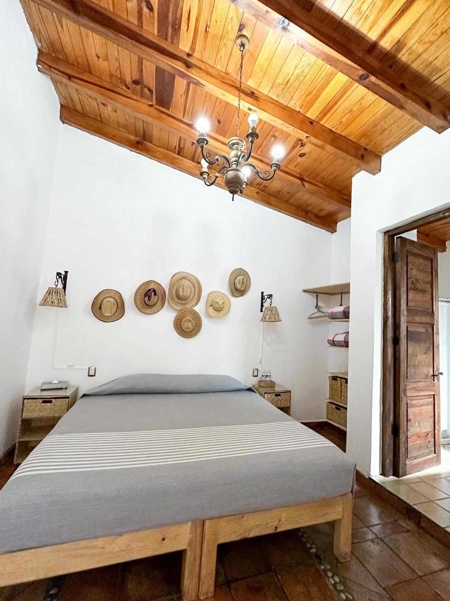 Posada El Palomar パツクアロ エクステリア 写真